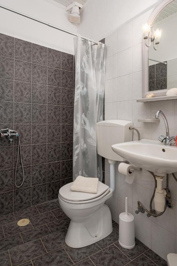 Sofia Rooms Піцідія Екстер'єр фото