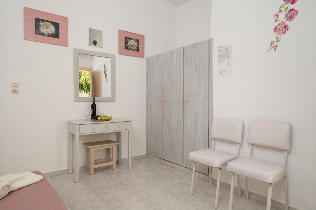 Sofia Rooms Піцідія Екстер'єр фото