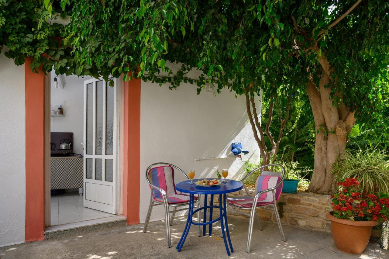 Sofia Rooms Піцідія Екстер'єр фото